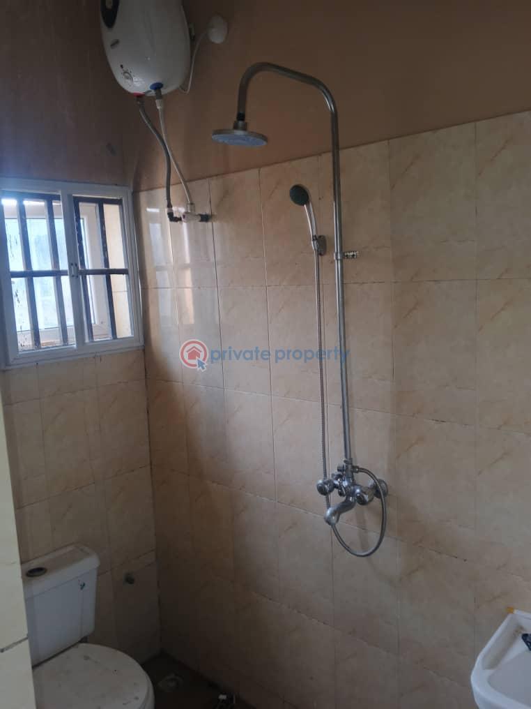 2 bedroom Block Of Flats For Rent Ateere Kasumu Road Tipper Garage Off Akala Express Akala Express Ibadan Oyo - 2