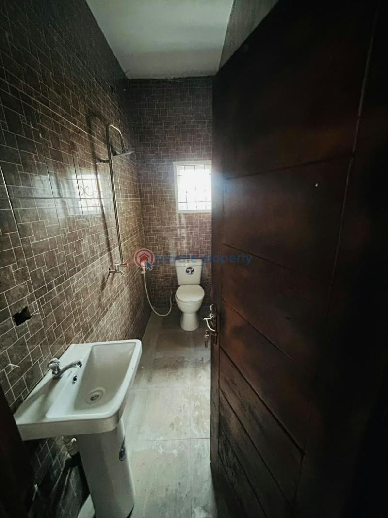 2 bedroom Block Of Flats For Rent Progressive Heritage Estate Akala Express Ibadan Oyo - 3