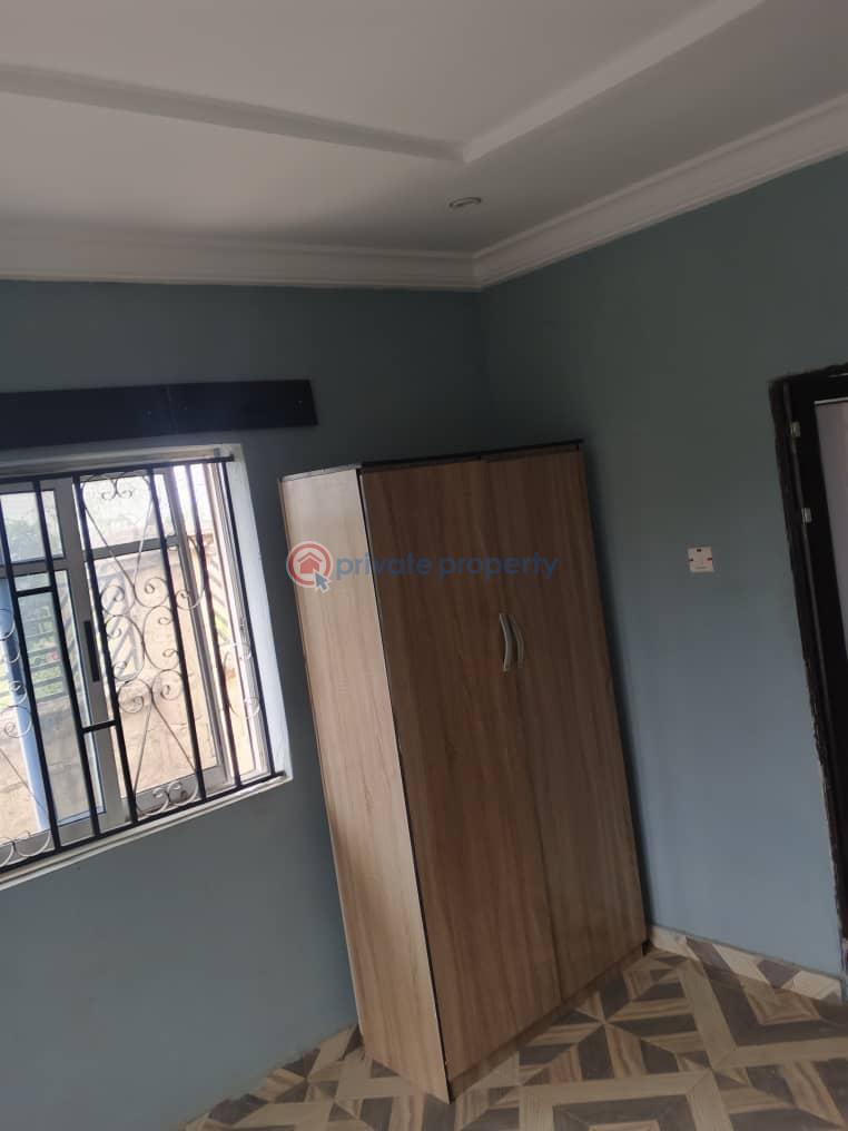 2 bedroom Block Of Flats For Rent Ilu Tuntun Asunle Akala Express Akala Express Ibadan Oyo - 0