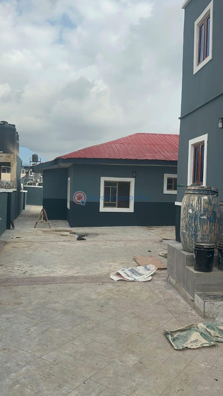 2 bedroom Block Of Flats For Rent Labuta Mashalla Elebu Akala Express Ibadan Oyo - 2