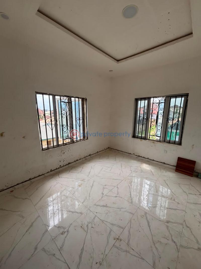 2 bedroom Block Of Flats For Rent Niyi Ishola Elebu Off Akala Express Akala Express Ibadan Oyo - 3