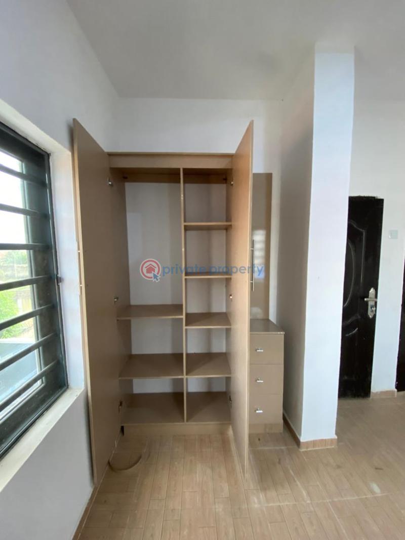 2 bedroom Block Of Flats For Rent Oluyole Behind Faith Foundation Oluyole Estate Ibadan Oyo - 11