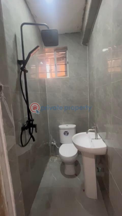 2bedroom flat downstairs* - 8 2 bedroom Block Of Flats For Rent Onike Yaba*in A Mini Estate Onike Yaba Lagos - 8