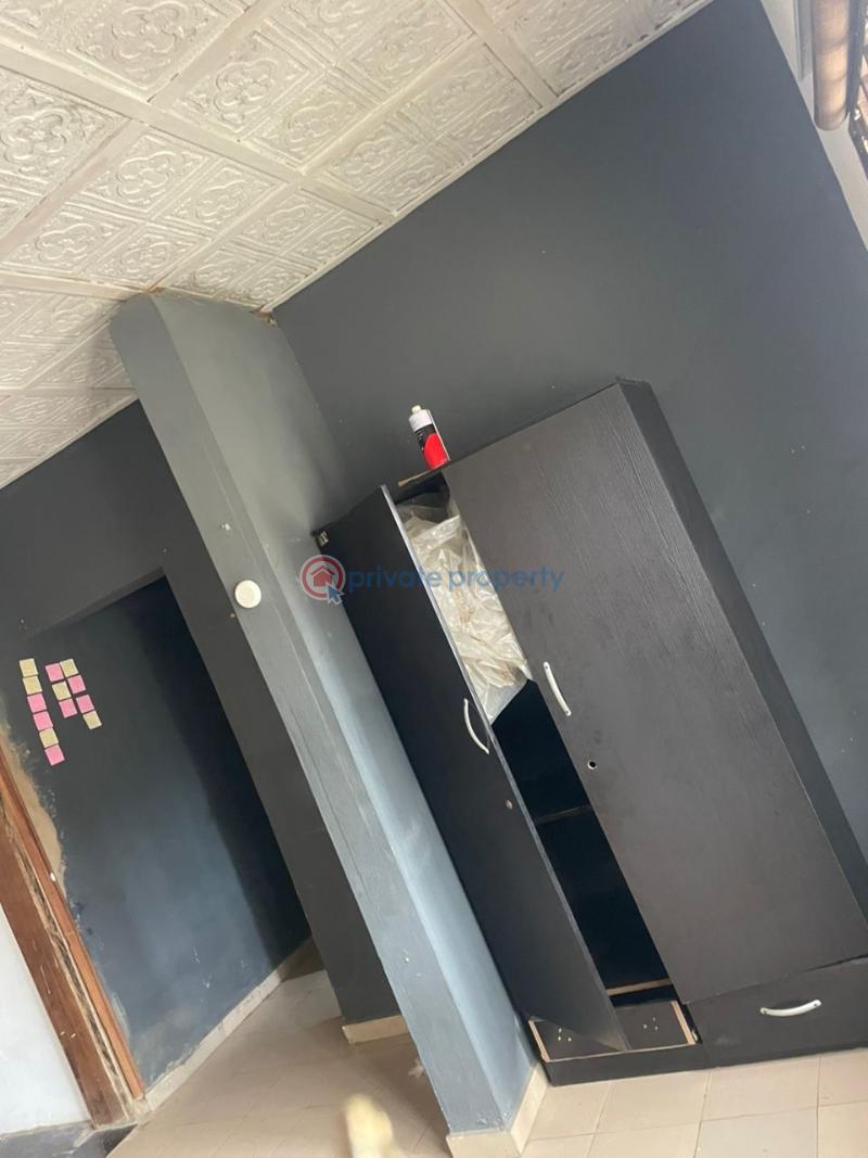 2 bedroom Block Of Flats For Rent T Junction Elebu Akala Express Ibadan Oyo - 3