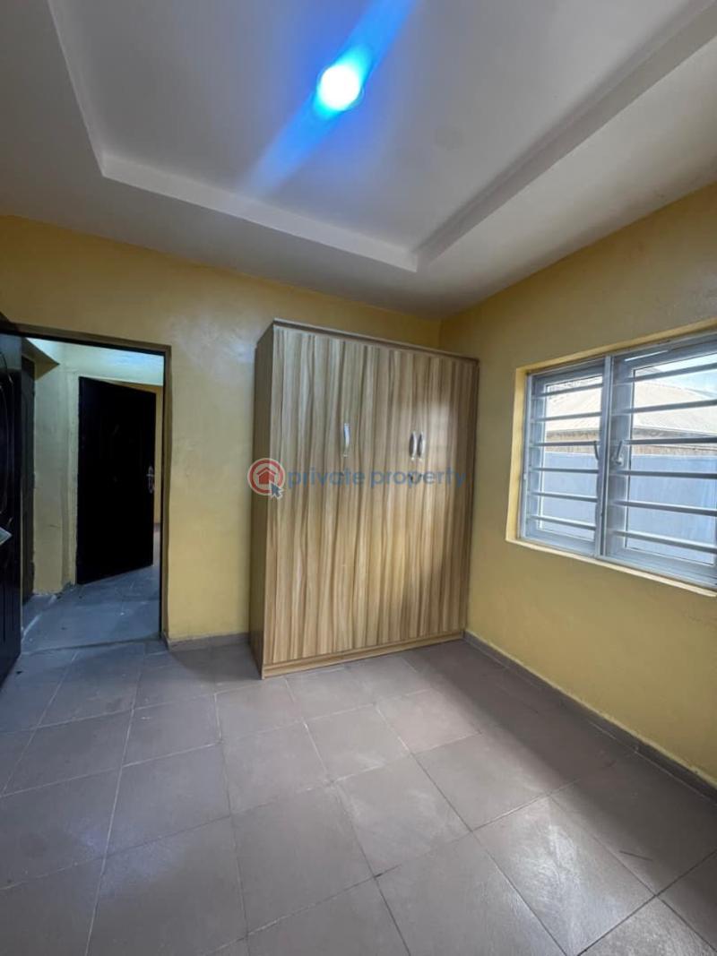 2 bedroom Flat & Apartment For Rent Kolapo Ishola Gra Akobo Ibadan Oyo - 1