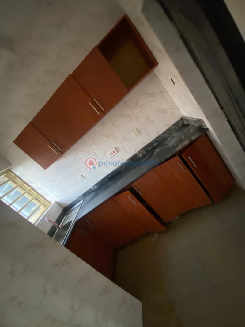 2 bedroom Block Of Flats For Rent Tolatos Akoto Elebu Akala Express Ibadan Oyo - 6