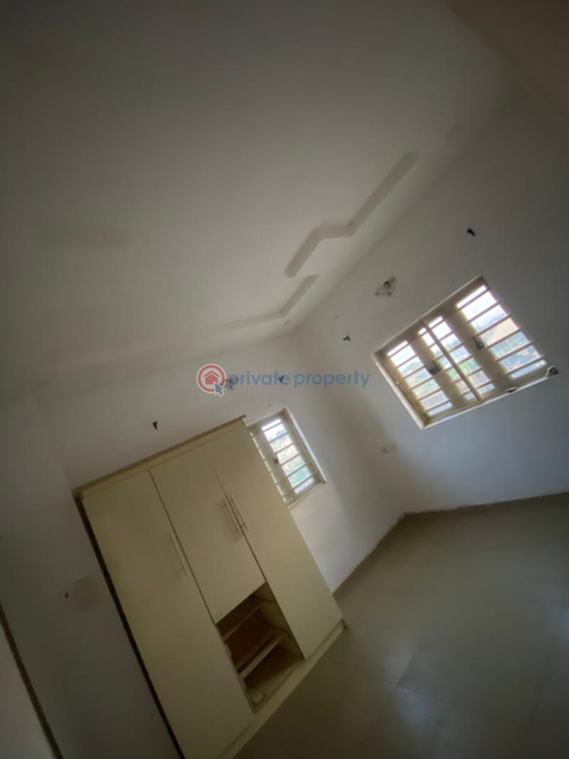 2 bedroom Block Of Flats For Rent Tolatos Akoto Elebu Akala Express Ibadan Oyo - 2