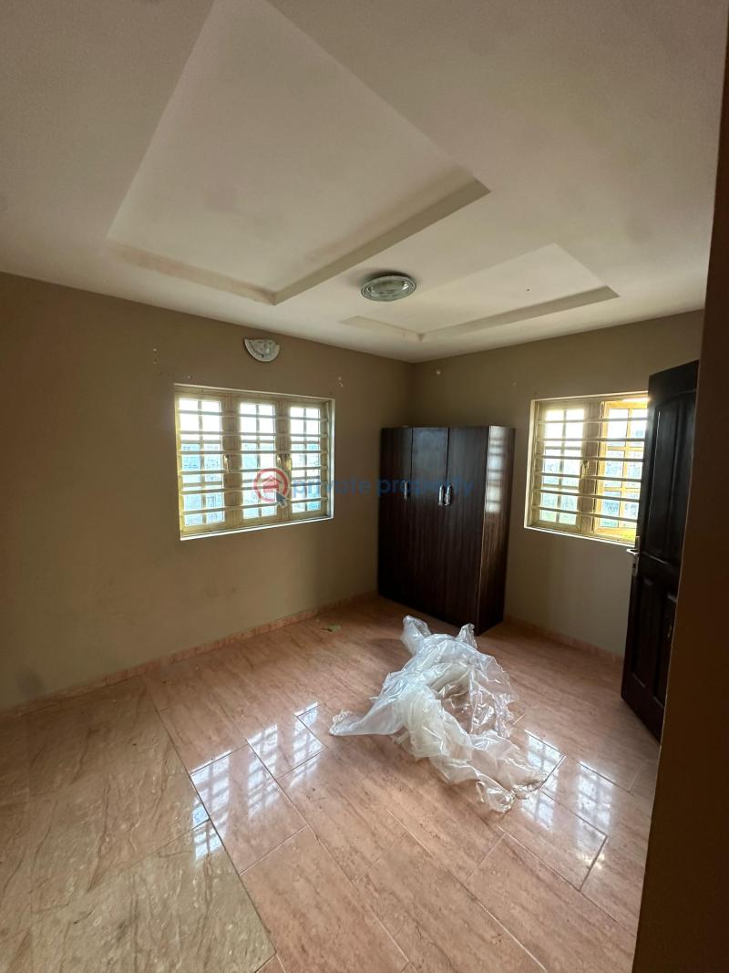 2 bedroom Block Of Flats For Rent Secured Estate Ologolo Lekki Lagos - 4