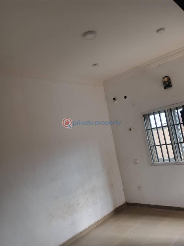 2bedroom flat with all necessary facilities - 4 2 bedroom Block Of Flats For Rent Isokan Ateere Kasumu Road Akala Express Ibadan Oyo - 4