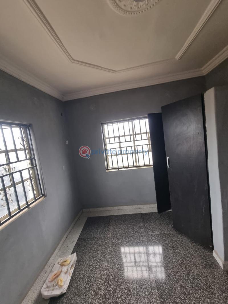 2 bedroom Block Of Flats For Rent Liberty Academy Akala Express Ibadan Oyo - 2