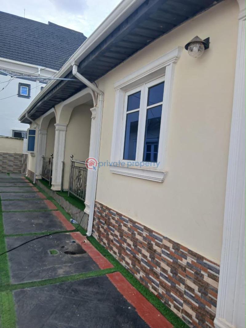 2 bedroom Block Of Flats For Rent Akoto Gate 3 Elebu Akala Express Ibadan Oyo - 9