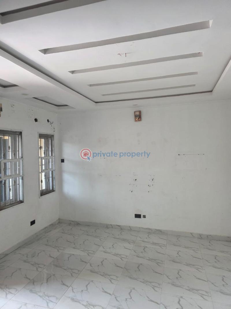 2 bedroom Block Of Flats For Rent Asunle Along Kasumu Road Akala Express Ibadan Oyo - 8