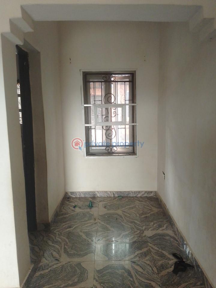 2 bedroom Bungalow For Rent *direct Brief* 2 Bedroom Flat With Modern Facilities,transformer Oloola, Asunle Tipper Garage, Akala Express, Ibadan Rent: 450k Akala Express Ibadan Oyo - 6