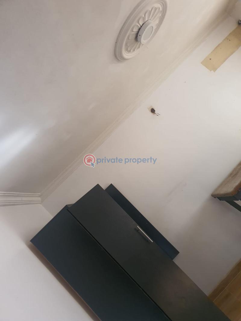 2 bedroom Block Of Flats For Rent Akoto Elebu Akala Express Ibadan Oyo - 0