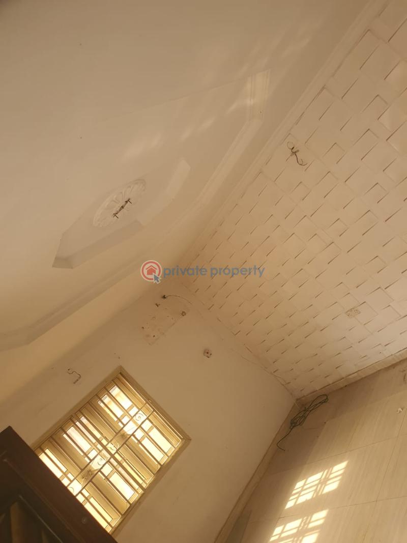 2 bedroom Block Of Flats For Rent Akoto Elebu Akala Express Ibadan Oyo - 6