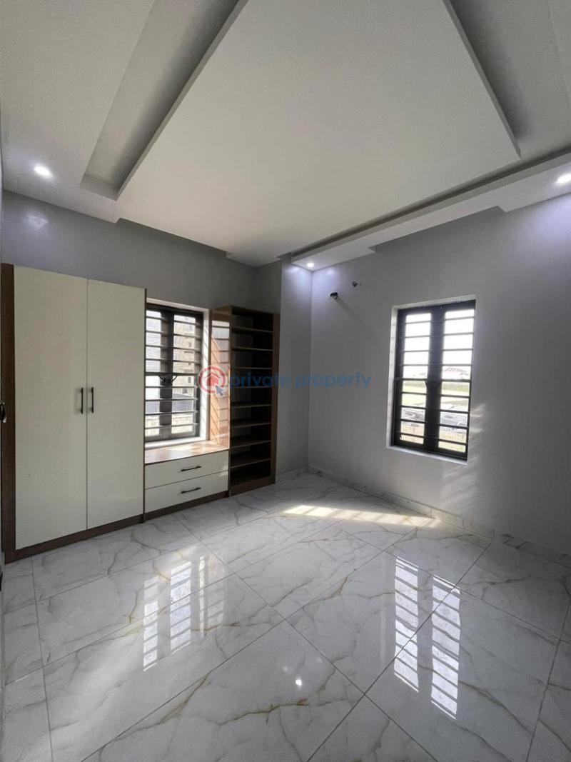 2 bedroom Flat & Apartment For Sale Freedom Way Lekki Phase 1 Lekki Lagos - 4