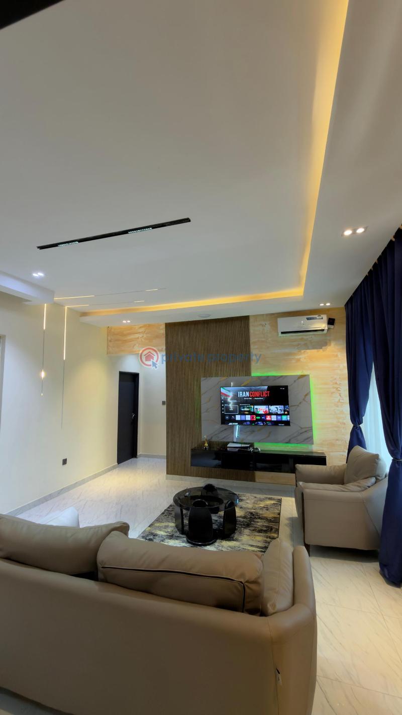 Flat & Apartment Short let Main Oluyole Estate , Ibadan Ibadan Oyo - 1
