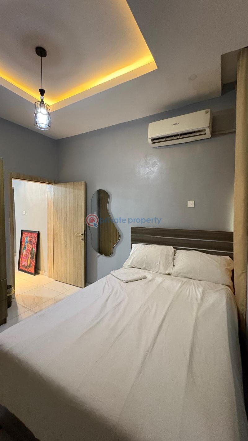 Flat & Apartment Short let Abayomi Estate Iworoad , Ibadan Ibadan Oyo - 1