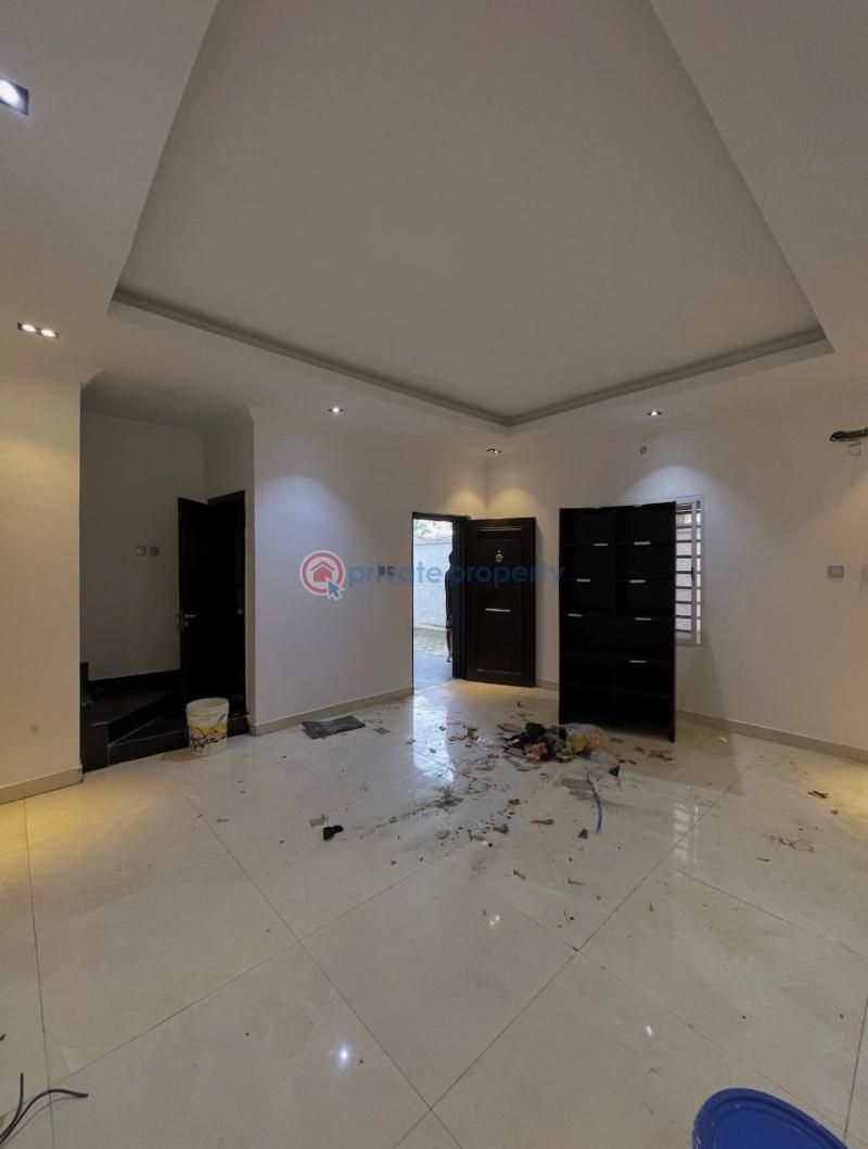 2 bedroom Terrace For Rent Ologolo Lekki Lagos - 3