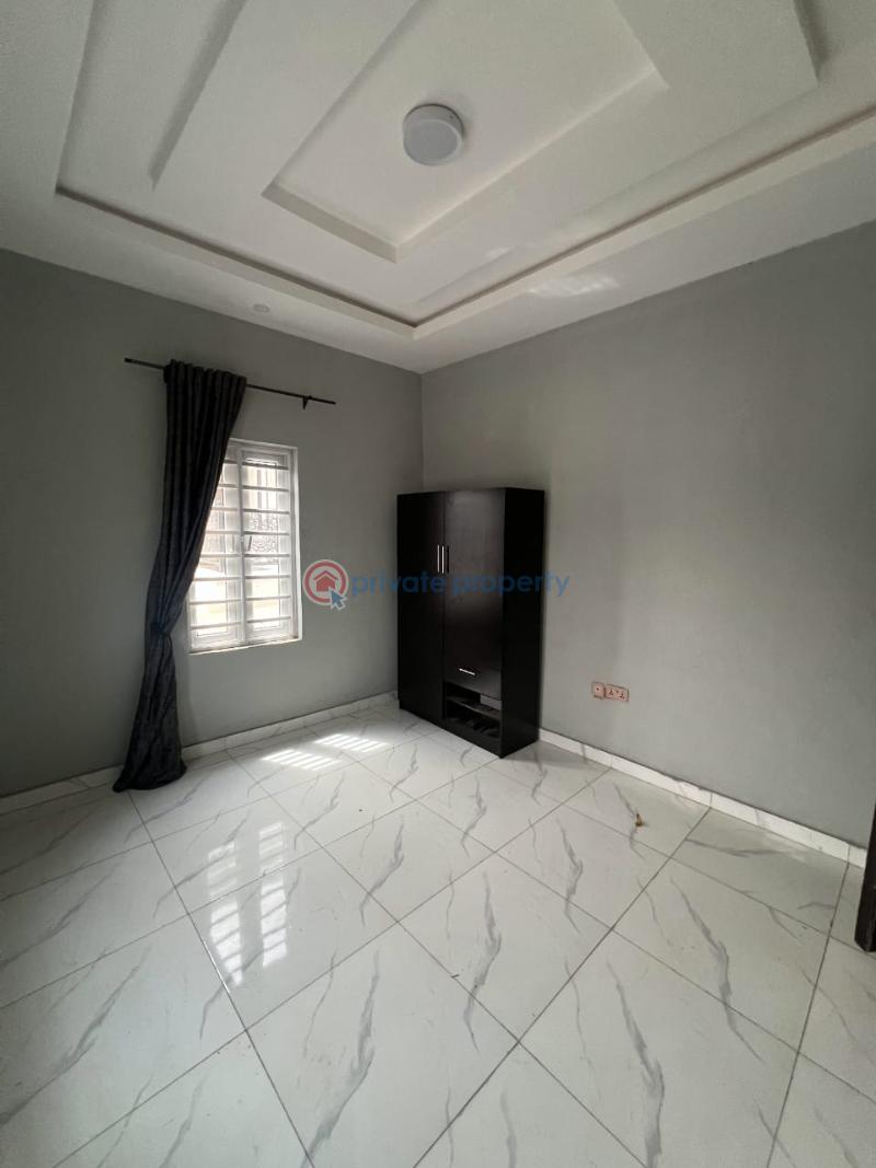 2 bedroom Block Of Flats For Rent Fabiyi Estate Bamidele Johnson Street, New Bodija Estate Bodija Ibadan Oyo - 4