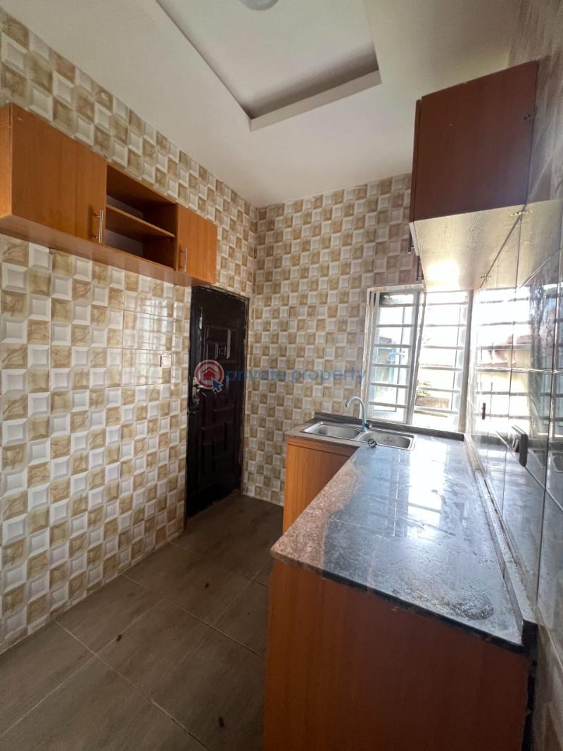 2 bedroom Block Of Flats For Rent Fabiyi Estate Bamidele Johnson Street, New Bodija Estate Bodija Ibadan Oyo - 5