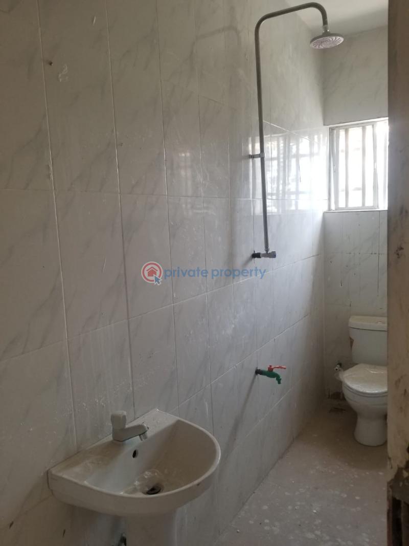 3 bedroom Block Of Flats For Rent Back Of Bolad Event Center Akala Express Ibadan Oyo - 4
