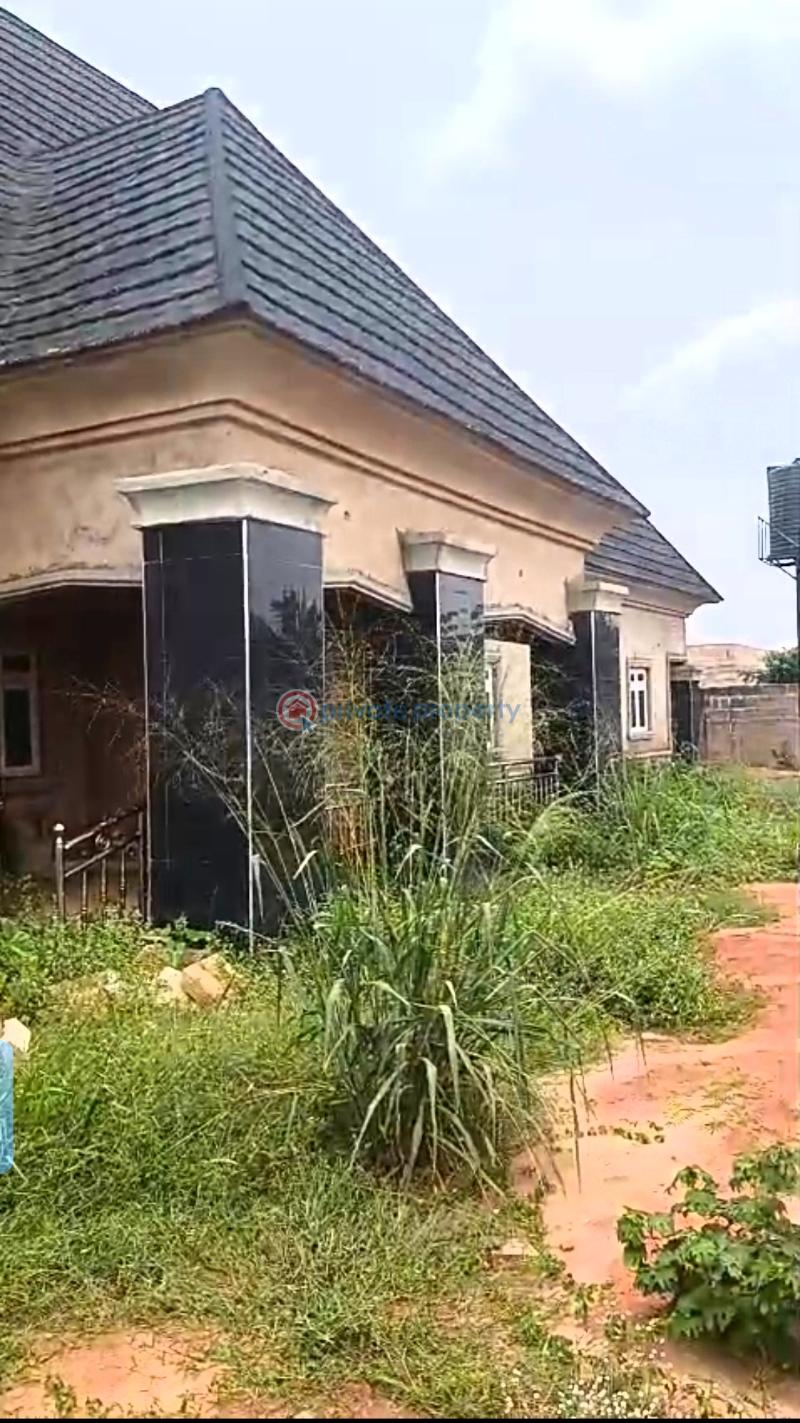 Block Of Flats For Sale Ogheghe Community Before Egba Junction, Off Benin Auchi Express Benin Edo - 2