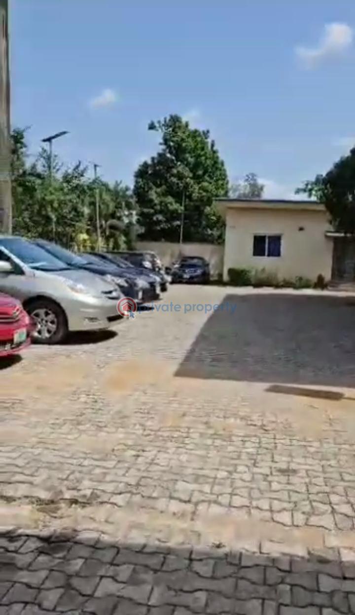 5 bedroom Detached Duplex For Sale Isaac John, Ikeja GRA Lagos - 3