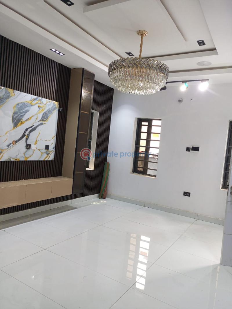 Detached Duplex For Sale Gated Street In Ojodu,very Close To Gtb Berger Ojodu Lagos - 6