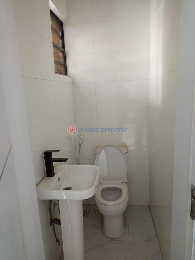 Detached Duplex For Sale Gated Street In Ojodu,very Close To Gtb Berger Ojodu Lagos - 5