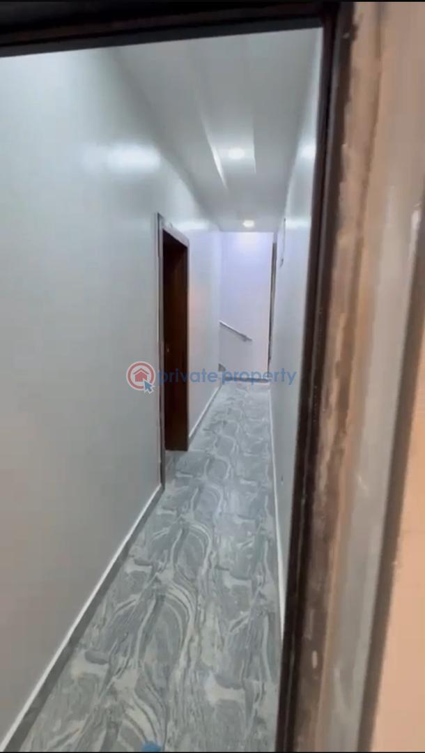 2units of 2 bedroom apartment with large bq - 4 2 bedroom House For Sale Babalola Gardens Off Admiralty Road, Freedom Way, Lekki Phase 1 Lagos - 4