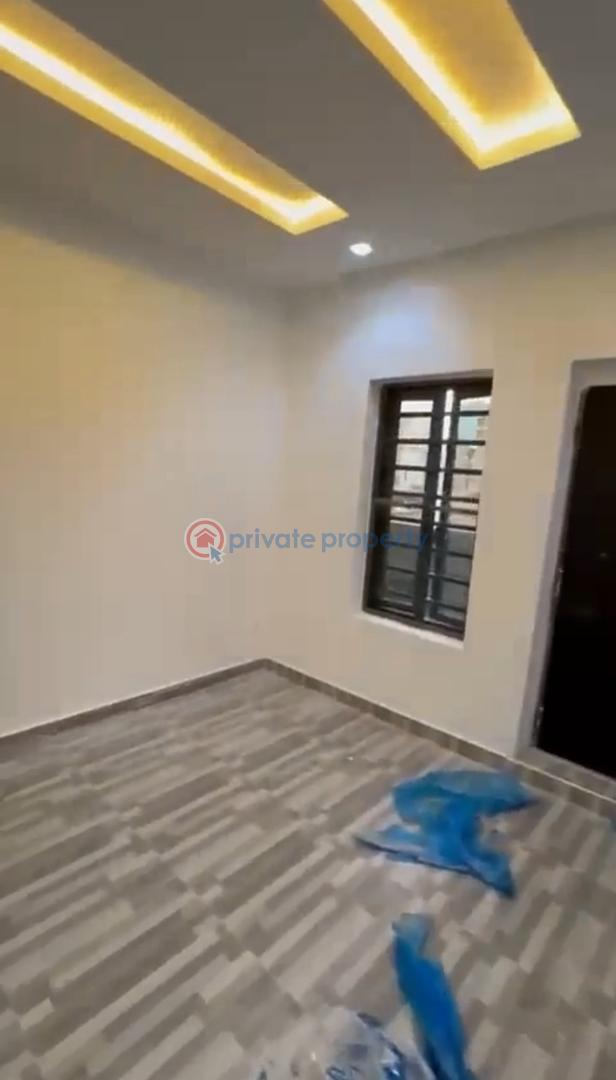 2units of 2 bedroom apartment with large bq - 2 2 bedroom House For Sale Babalola Gardens Off Admiralty Road, Freedom Way, Lekki Phase 1 Lagos - 2