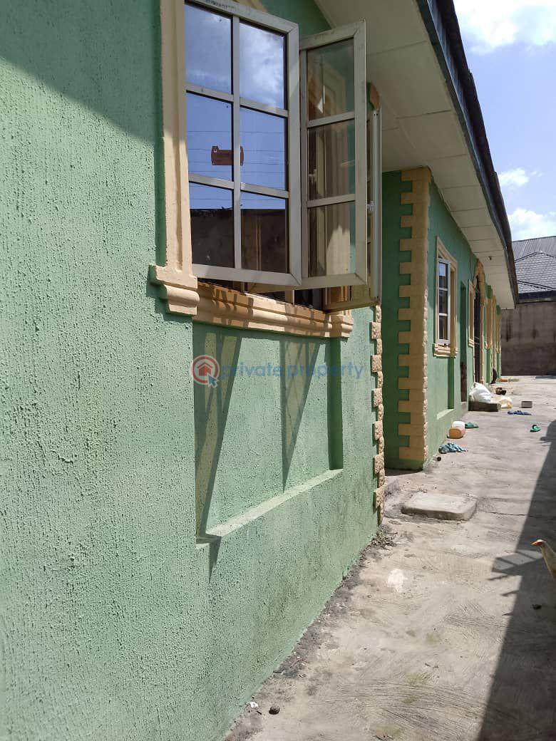 3 bedroom Flat & Apartment For Sale Harmony Estate Elebu Oluyole Extension Akala Express Ibadan Oyo - 0