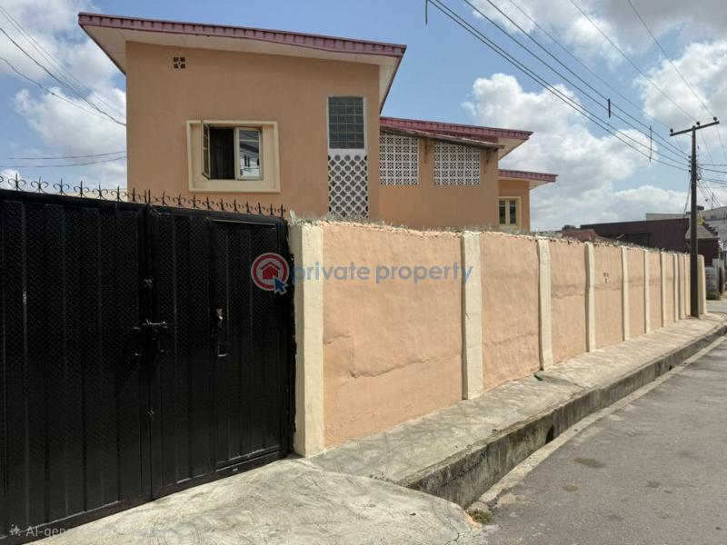 3 bedroom Block Of Flats For Sale Ojuelegba Surulere Surulere Lagos - 2