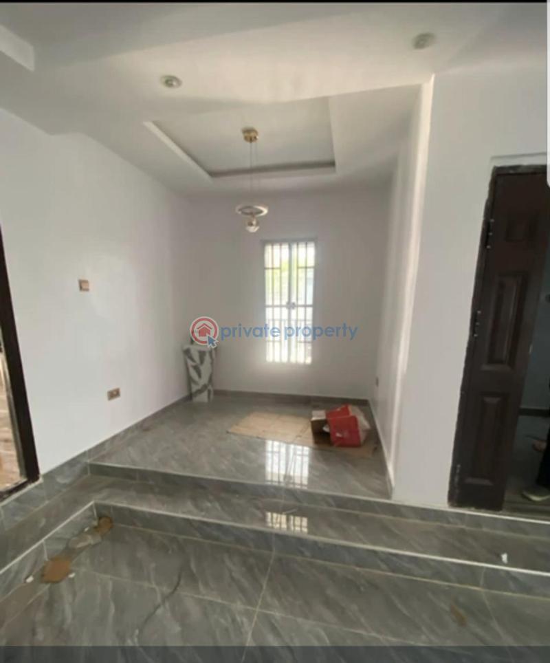 3 bedroom Block Of Flats For Sale Mologede Oke Mosan Abeokuta Ogun - 2