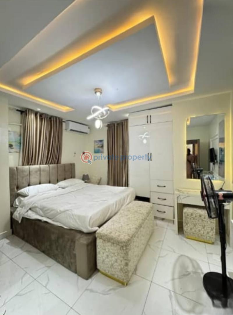 3 bedroom Block Of Flats For Sale Surulere Lagos - 3