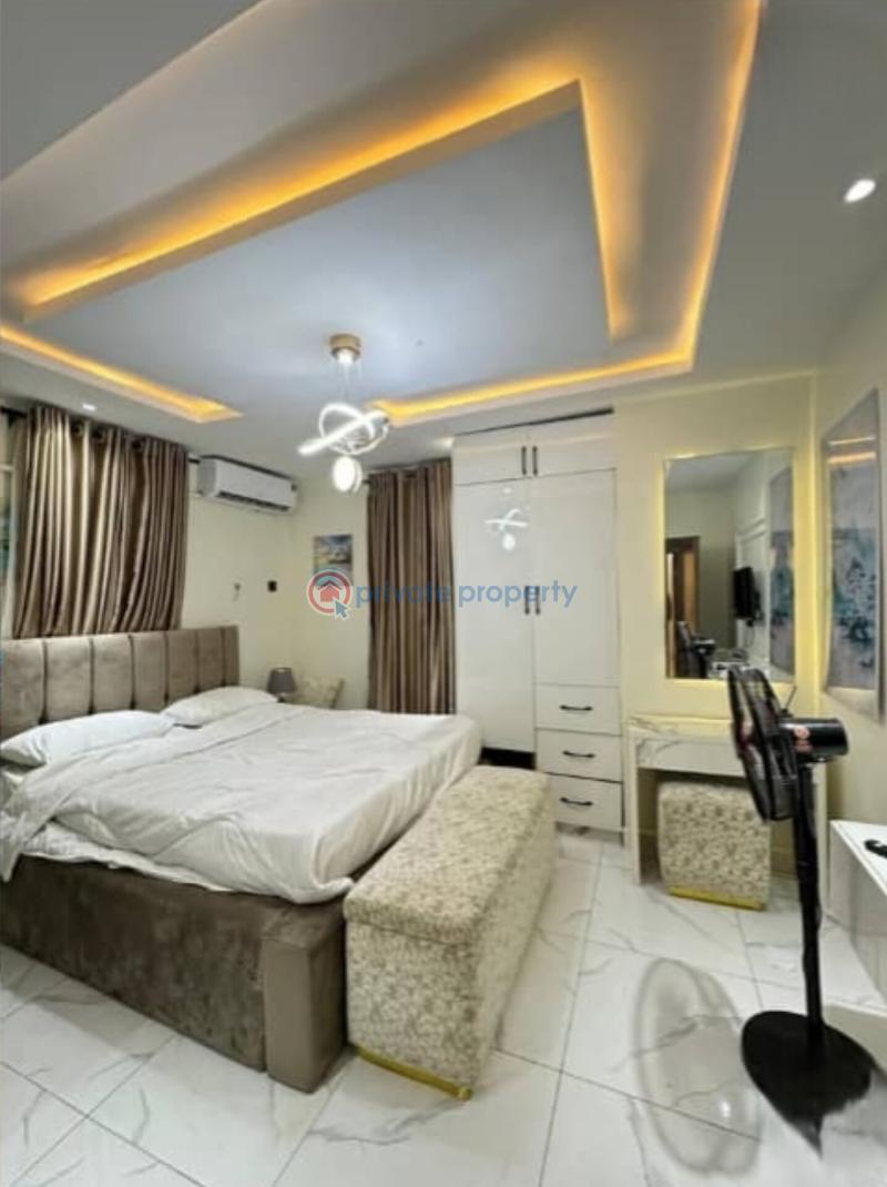 3 bedroom Block Of Flats For Sale Surulere Lagos - 6