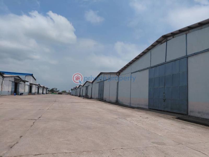 Warehouse For Rent Along Lagos Badagry Expressway After Trade Fair Ojo Lagos - 0