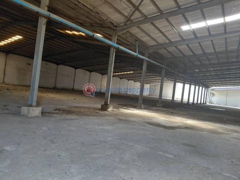 Warehouse For Rent Along Lagos Badagry Expressway After Trade Fair Ojo Lagos - 1