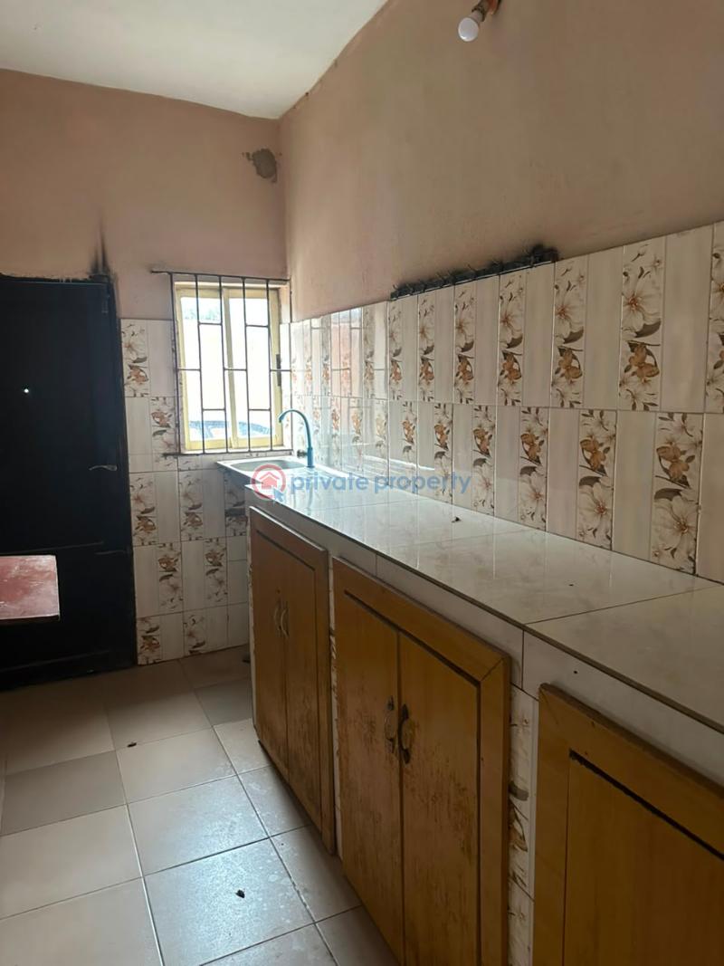 3 bedroom Flat & Apartment For Rent Akowonjo Alimosho Lagos - 6