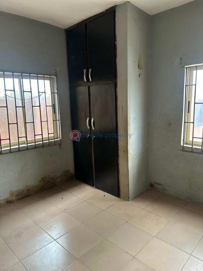 3 bedroom Flat & Apartment For Rent Akowonjo Alimosho Lagos - 5