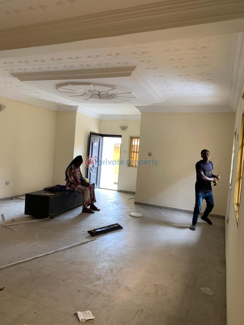3 bedroom Block Of Flats For Rent Idado Lekki Lagos - 2