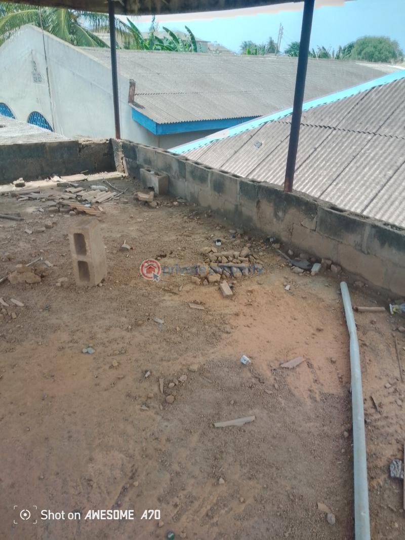 3 bedroom Bungalow For Sale Omoleye Town, Abekoko Ifo Ogun - 1