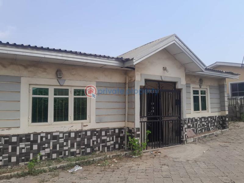 For sale 3 bedroom Bungalow Inside Diamond 💎 Estate Igando Ikotun/Igando Lagos (PID 4PBLFC