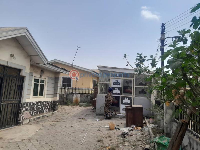 For sale 3 bedroom Bungalow Inside Diamond 💎 Estate Igando Ikotun/Igando Lagos (PID 4PBLFC
