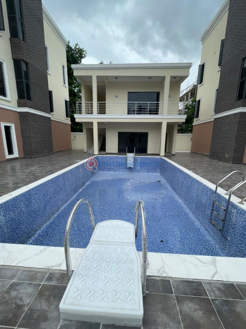 For sale 3 bedroom House Private Estate Off Bourdillon Road Ikoyi Lagos (PID 7PACPY) Private