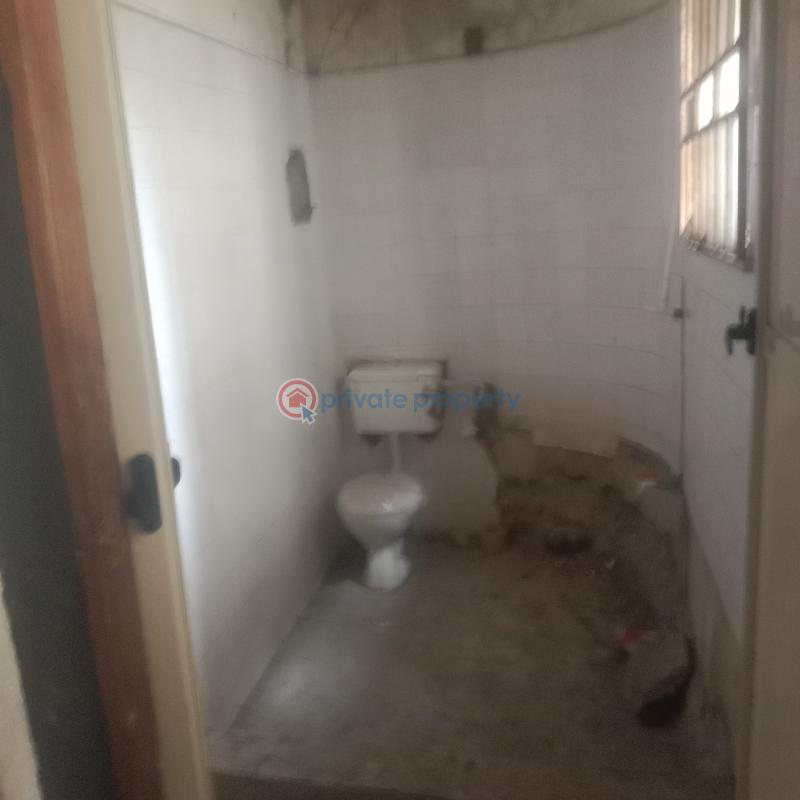 3 bedroom Block Of Flats For Rent By Lord Bus Stop Ago Palace Isolo Lagos - 11