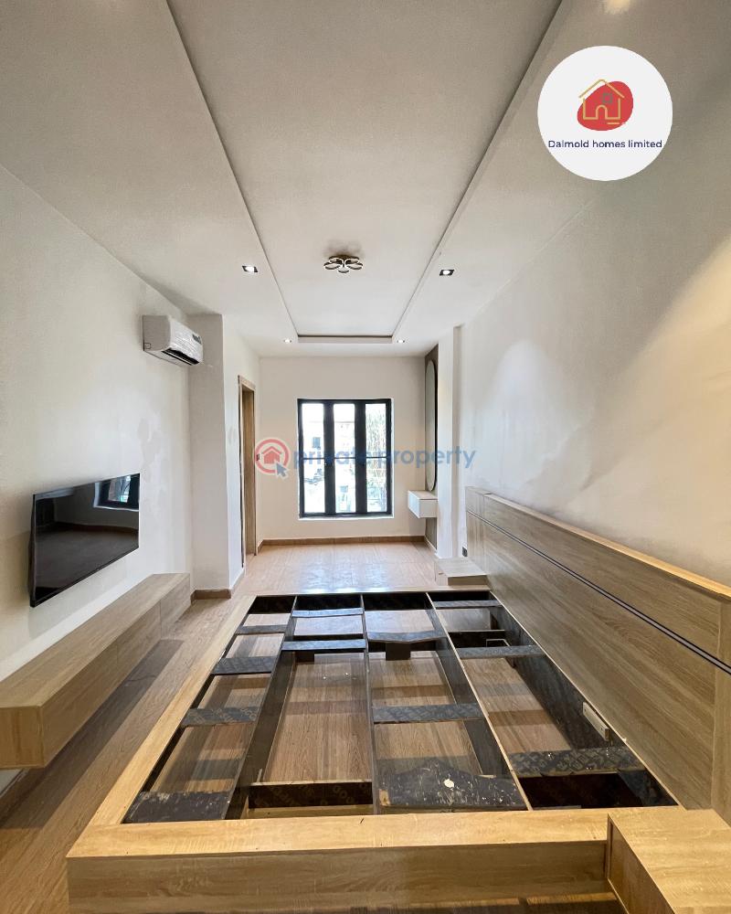 3 bedroom Block Of Flats For Sale Old Ikoyi Lagos - 3