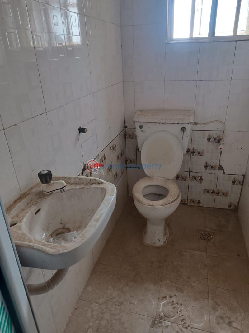 3 bedroom Flat & Apartment For Rent Governor's Road Ikotun Ikotun/Igando Lagos - 12
