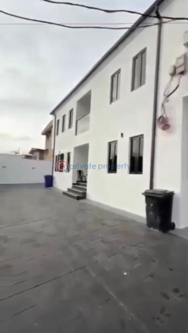 3 bedroom Block Of Flats For Sale Ifako Gbagada Lagos - 0